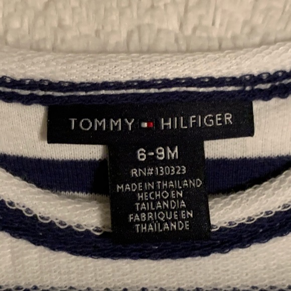 Girls Tommy Hilfiger 2 Piece Outfit - Picture 6 of 16